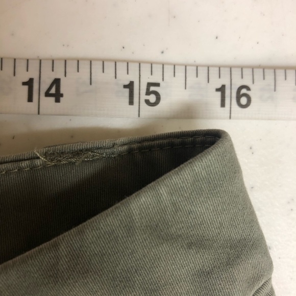 SONOMA Life & Style Green Stretch Capri Mid-Rise Pants Size 8 - Picture 4 of 5